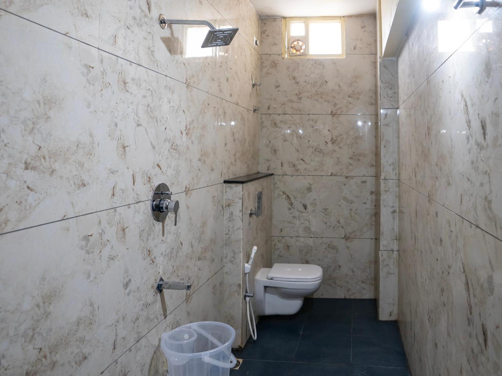Hotel Vyshak International Мисор Екстериор снимка